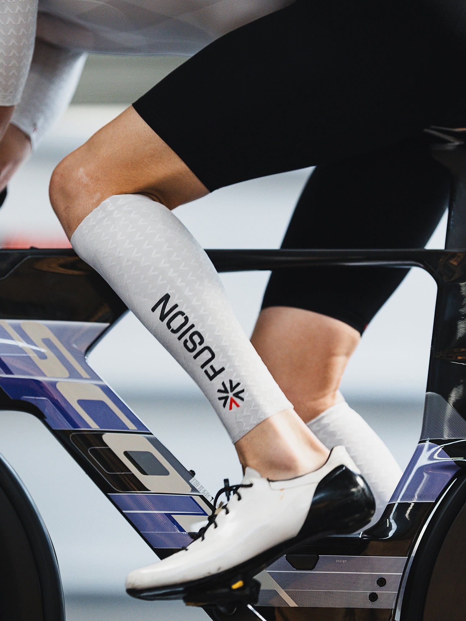 TEMPO! PRO Aero Calf Sleeves - MAS Tech